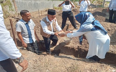 Peletakkan Batu Pertama Renovasi Pembangunan Masjid Pendidikan Ulil Al-Bab SMAN 9 Bekasi